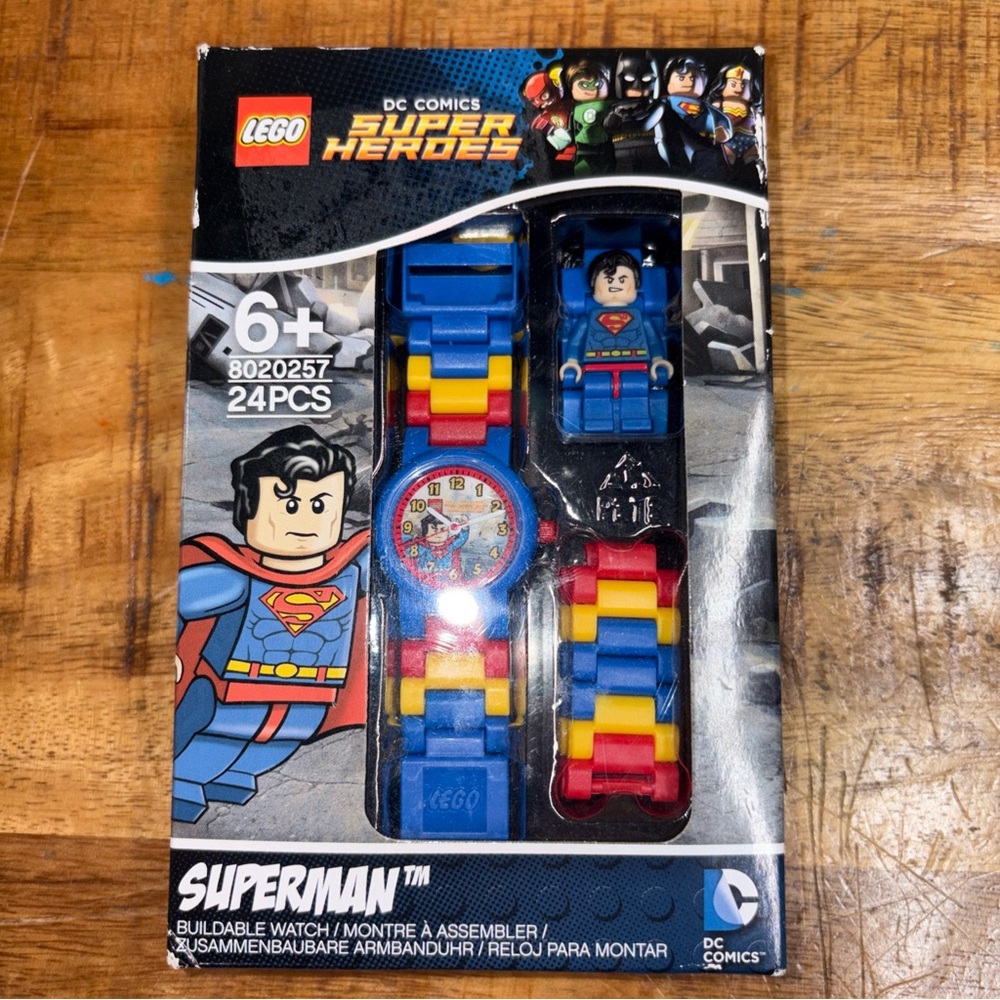LEGO DC Super Heroes Mini-Figure Link Kids 2015 Watch NIB
